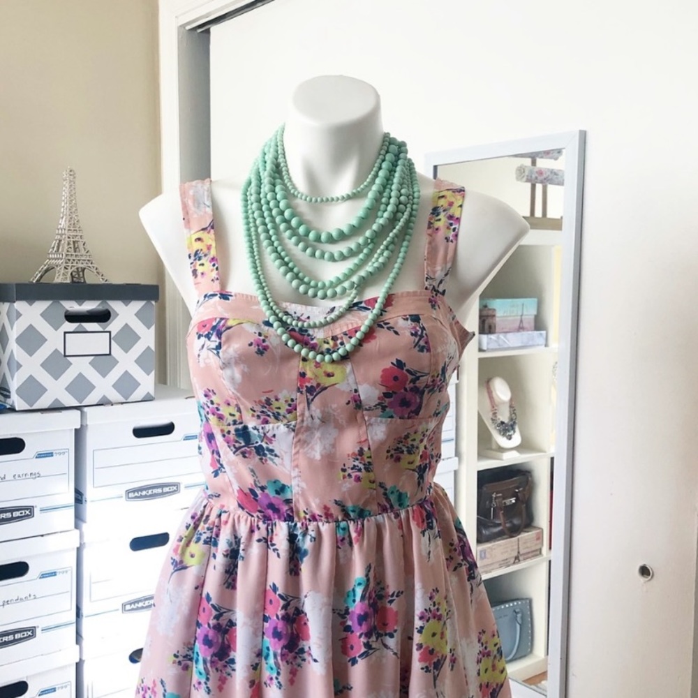 New! Mint beaded necklace - Picture 3 of 11
